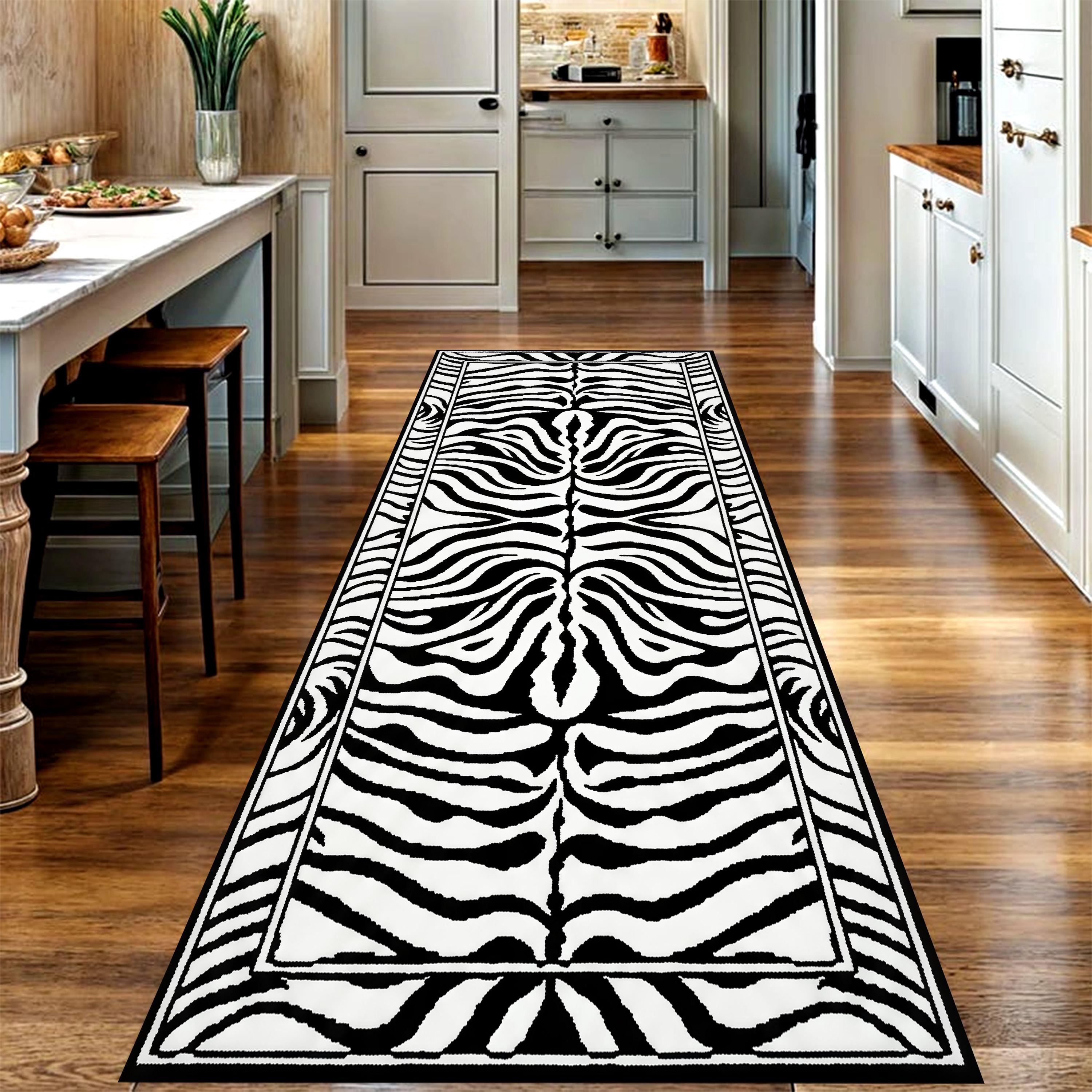 Black White Geometric Curve Lo - Commercial Kitchen Layout avaliação e preço